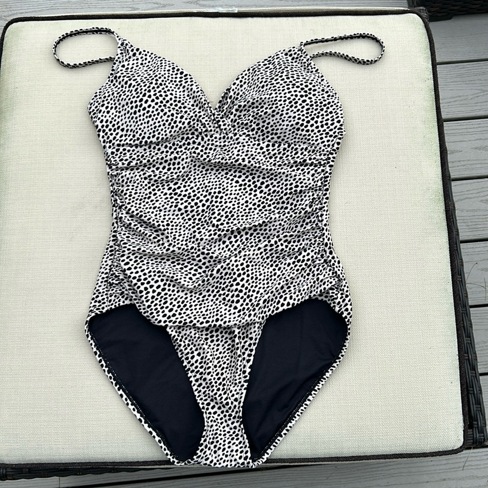 Women, Ellen, Tracy size 10, one piece swimsuit